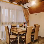 Vikendica Buzadzija M&n Сasa de vacaciones
